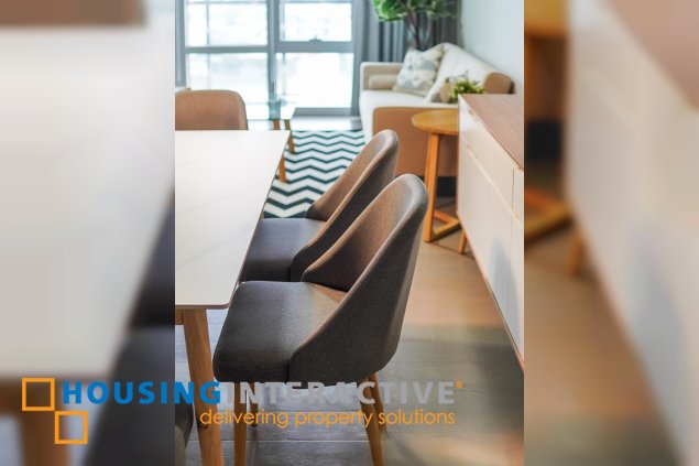 fully furnished 2br unit with parking for lease in proscenium residences