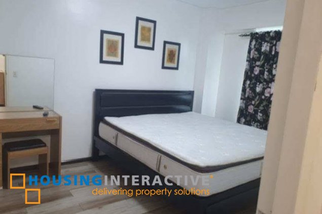 2br unit with parking for sale in two serendra
