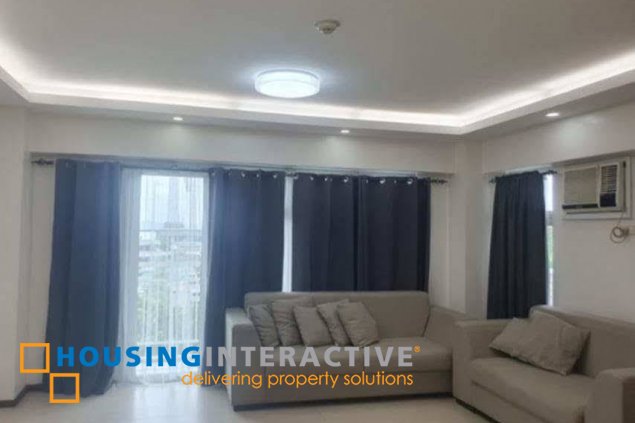 2br unit with parking for sale in two serendra