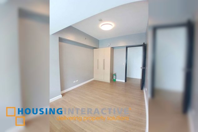 veranda at arca south 2br unit condo for sale
