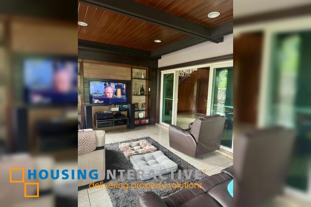 fs: beautiful duplex type mansion in valley golf subdivision