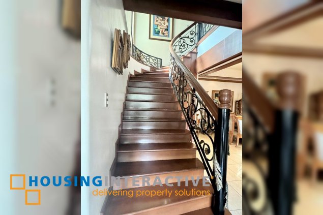 fs: beautiful duplex type mansion in valley golf subdivision