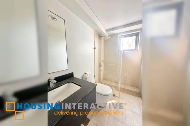 furnished 3br unit with parking for sale in solstice tower