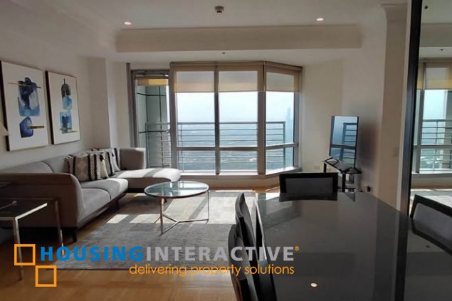 furnished 2br unit with parking for lease in one mckinley place