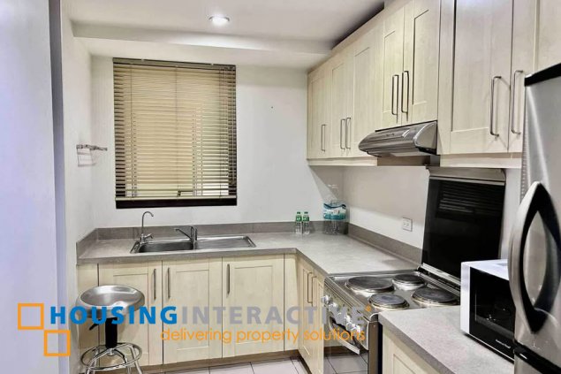 furnished 2br unit with parking for lease in joya lofts and towers north