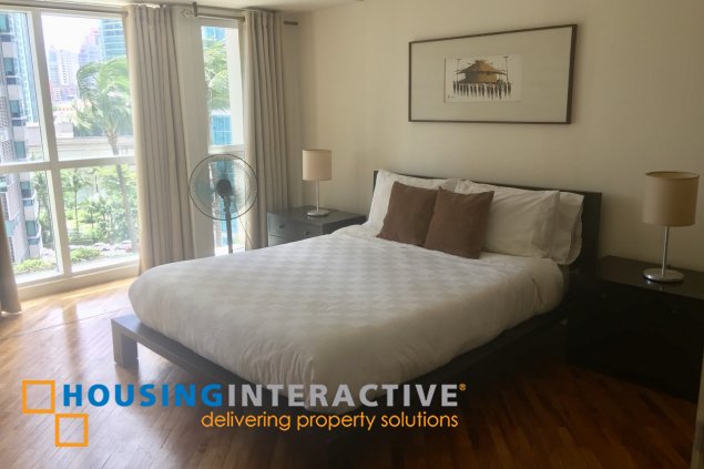 fully furnished 1br unit with parking for lease in the manansala