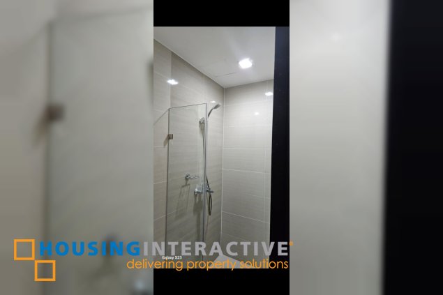 studio unit for sale in one eastwood ave