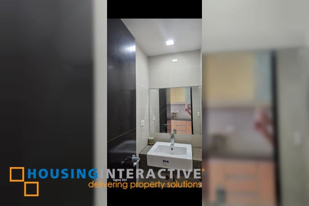 studio unit for sale in one eastwood ave