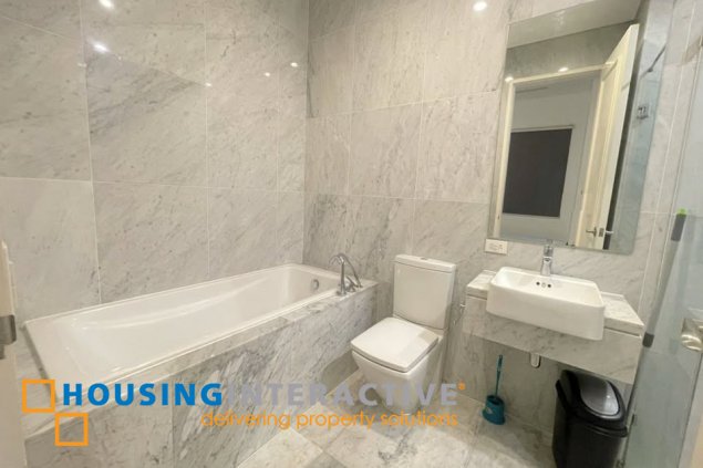 1br unit for sale in trump tower