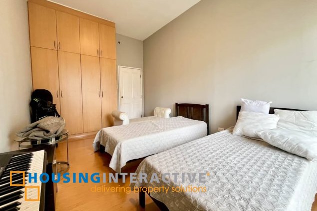 furnished 2br unit with parking for sale in elizabeth place