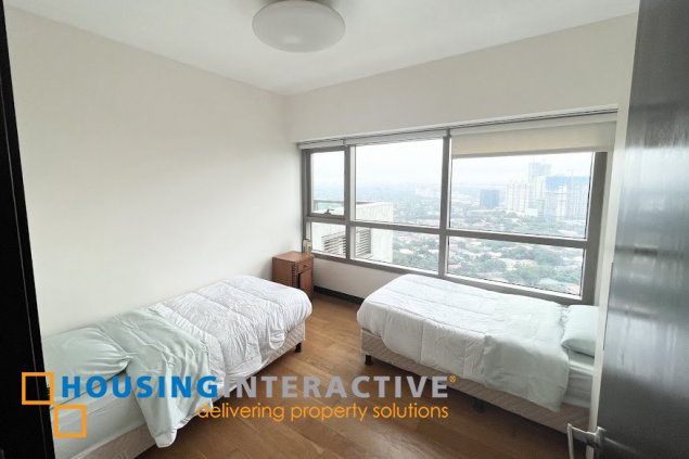 fully furnished 2br unit with parking for lease in the residences at greenbelt