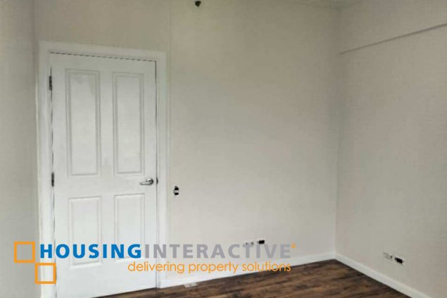 semi-furnished 2br unit with parking for rent/sale in one legaspi park