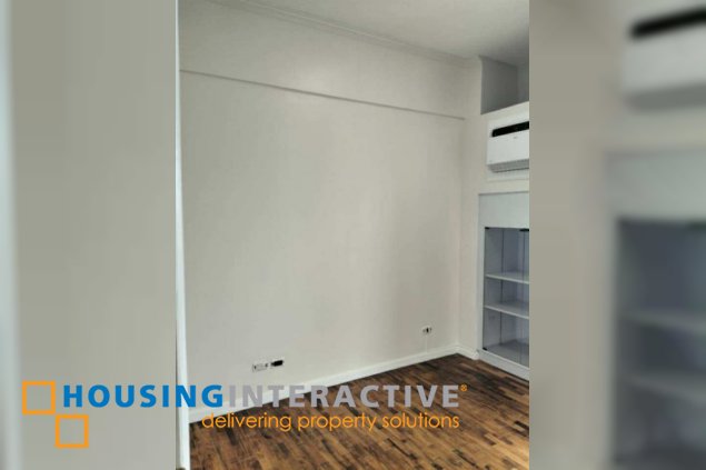 semi-furnished 2br unit with parking for rent/sale in one legaspi park