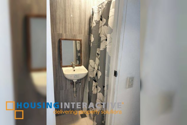 semi-furnished 2br unit with parking for rent/sale in one legaspi park