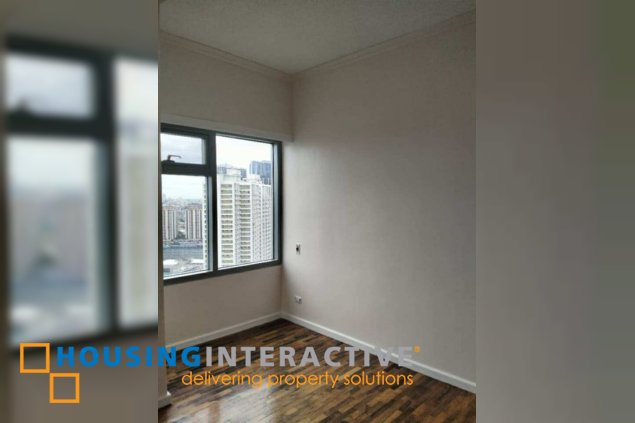 semi-furnished 2br unit with parking for rent/sale in one legaspi park