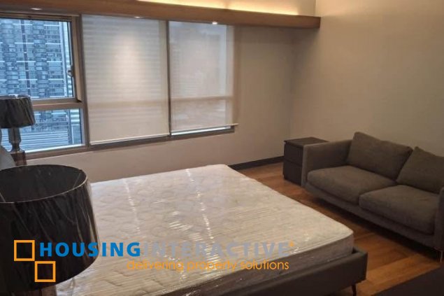 fully furnished 2br unit with balcony and parking for lease in the residences at greenbelt