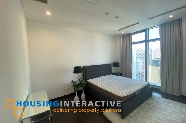 fully furnished 2br unit with parking for sale in trump tower