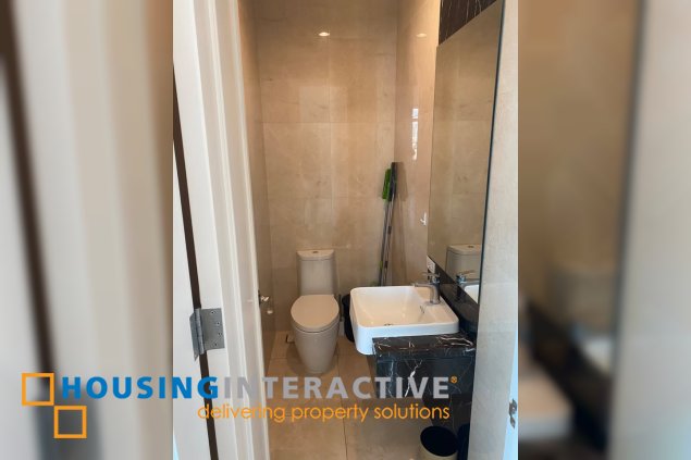 fully furnished 2br unit with parking for sale in trump tower