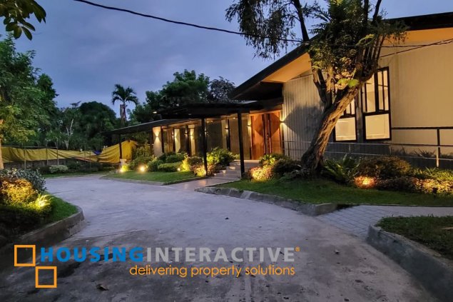modern house and lot for lease in south forbes park