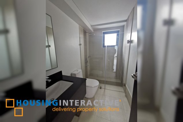 bare 3br unit with balcony for sale in solstice tower 1