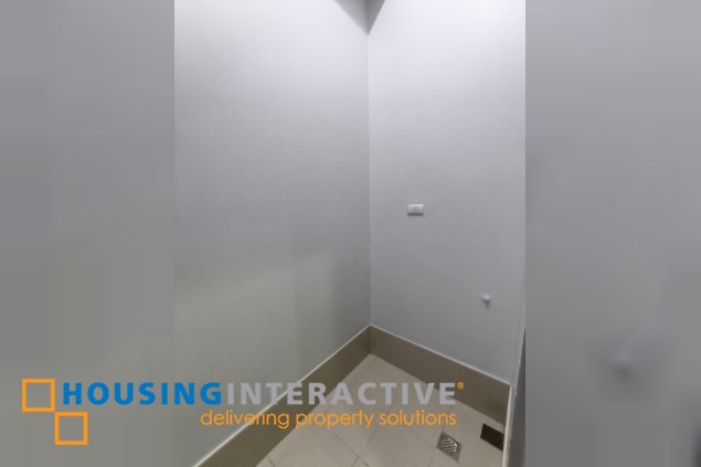 fully-furnished 1 bedroom condo unit with a huge balcony/terrace at solstice towers at circuit makati for sale