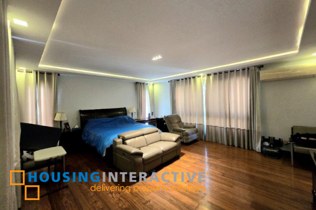 modern house for sale with view in white plains