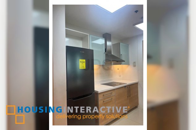 for rent: 2br unit w/ balcony at park terraces makati