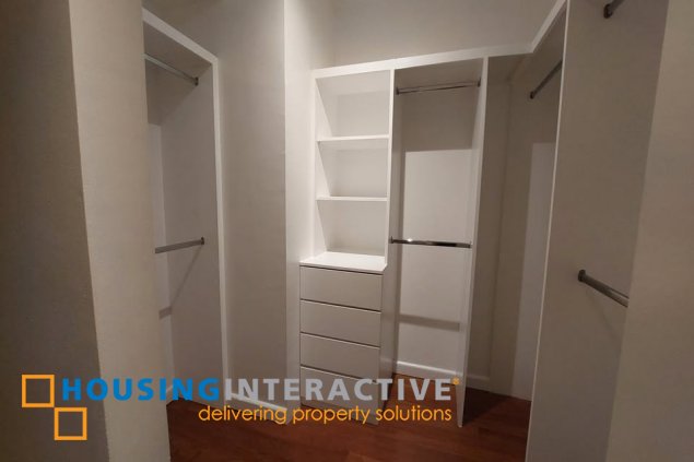 bare 3br unit with parking for lease in pacific plaza towers