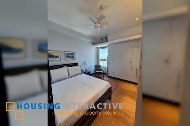 nicely furnished 2br unit with parking for lease in the residences at greenbelt