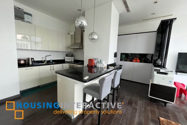 fully furnished 1br unit with parking for rent