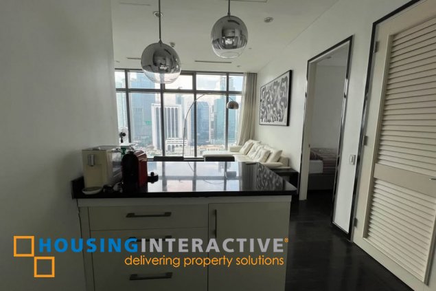 fully furnished 1br unit with parking for rent