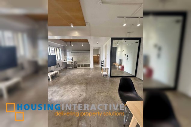 furnished 2br unit with balcony and parking for rent in park terraces