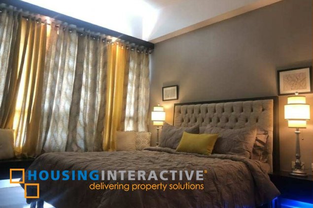 nicely furnished 2br unit with parking for lease in the residences at greenbelt