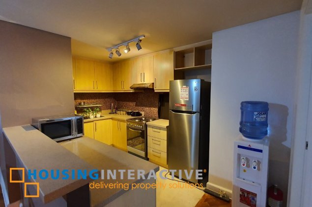 fully furnished 1br unit with parking for rent in the manansala