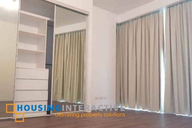 semi-furnished 3br unit for lease in pacific plaza towers