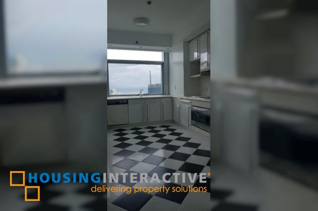 semi-furnished 3br unit for lease in pacific plaza towers