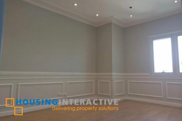 nicely furnished 2br unit with balcony and parking for rent in two serendra