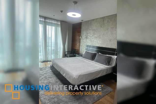 fully furnished 2br unit with balcony and parking for lease in park terraces