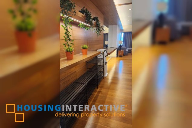 furnished 2br unit with parking for lease in the residences at greenbelt