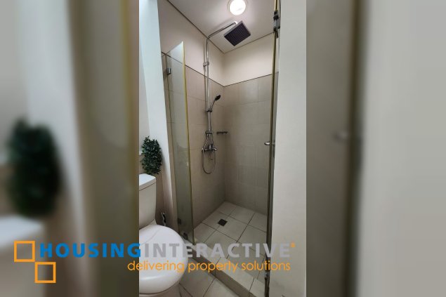 furnished 2br unit with parking for lease in the residences at greenbelt