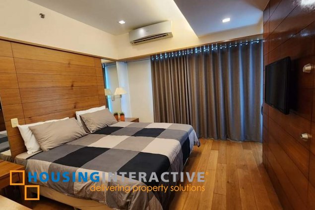 furnished 2br unit with parking for lease in the residences at greenbelt