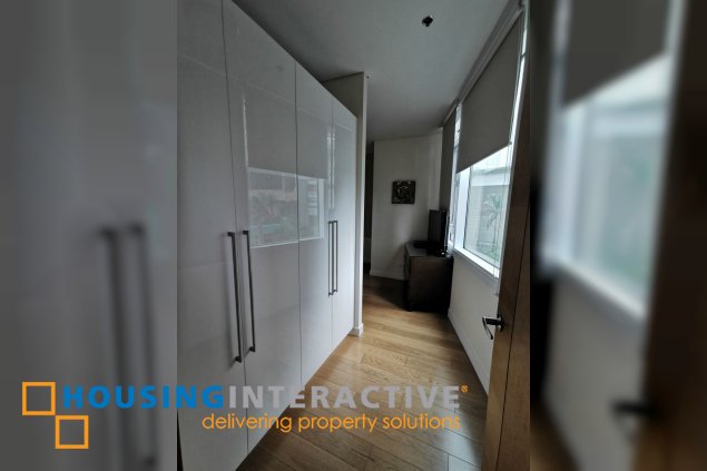 furnished 2br unit with parking for lease in park terraces