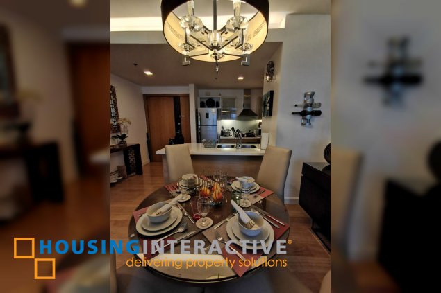 furnished 2br unit with parking for lease in park terraces