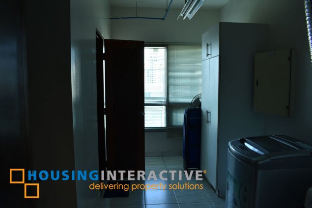 furnished 2br unit with parking for lease in the residences at greenbelt