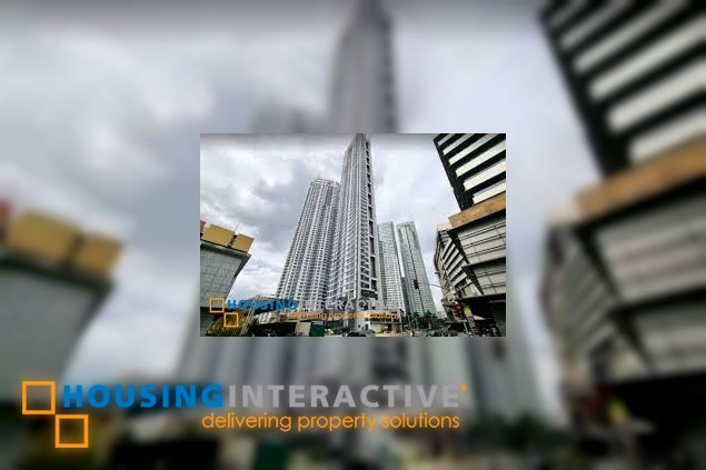 furnished 2br with parking for rent