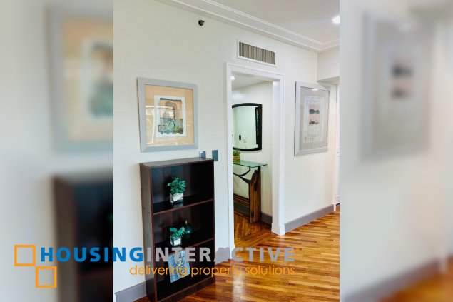 for rent 1br  with parking