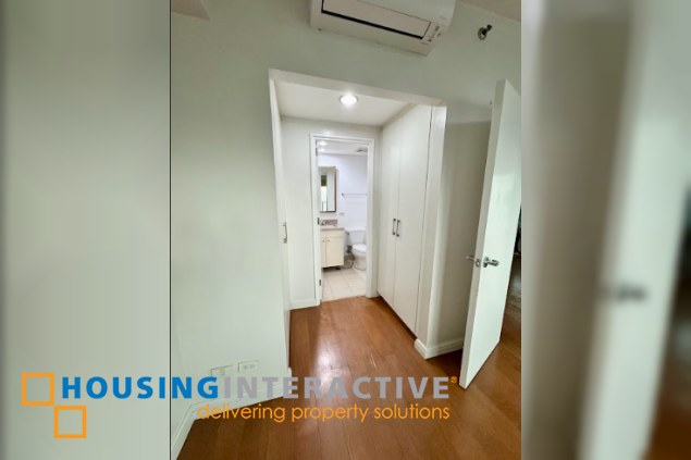 semi furnished 3br with parking for rent