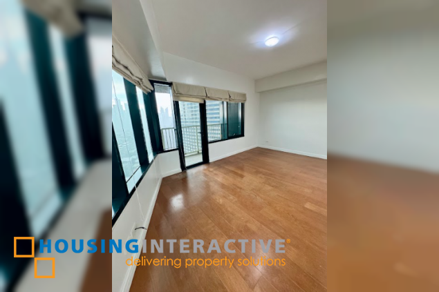 semi furnished 3br with parking for rent