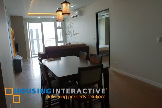 fully furnished 1br unit with balcony and parking for lease in two serendra