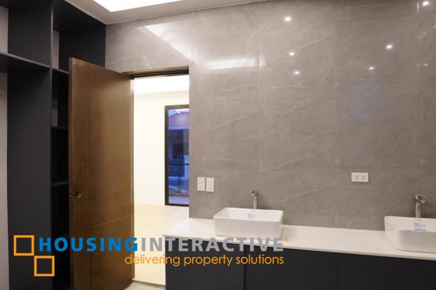 6br brandnew house for sale in greenwoods executive village